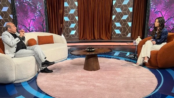 طارق الشناوي يحسم الجدل: ياسمين عبدالعزيز تاريخ فني ولا مجال لمقارنتها بمي عمر