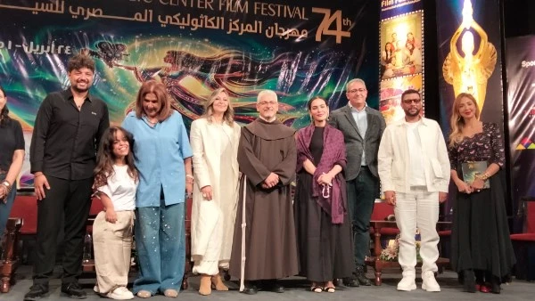 محمد جمعة وأبطال فيلم سنووايت في ندوة خاصة في المركز الكاثوليكي