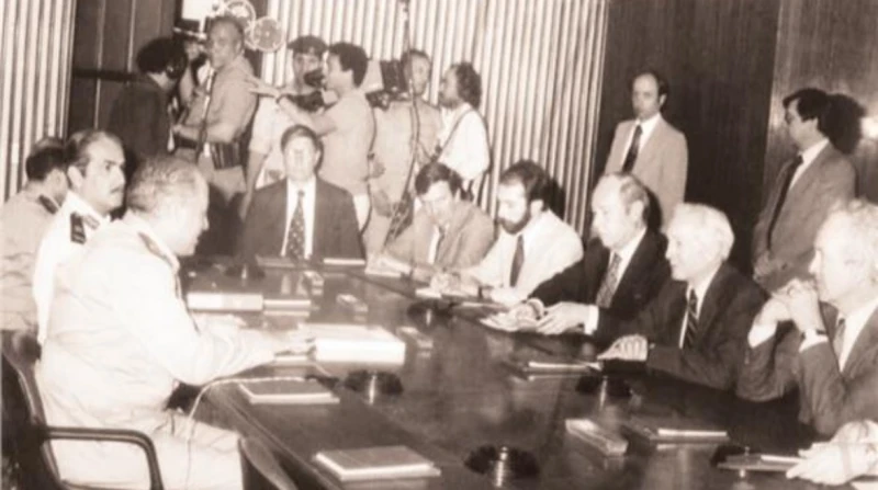 بعد إشادة السيسي. من هو الفريق القانوني الذي خاض معركة التحكيم الدولي لاستعادة طابا