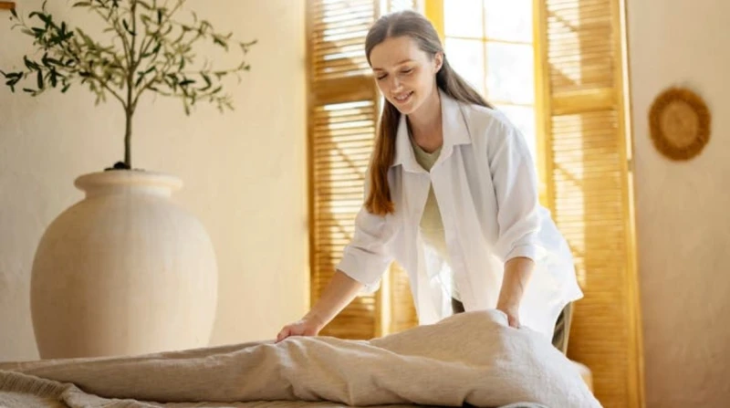 الوردية الثانية خطر. كيف يحول العمل بدون أجر حياة الأفراد إلى إرهاق مزمن