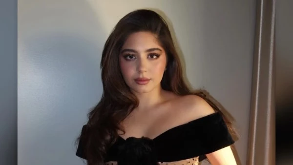 مايان السيد تخطف الأنظار شاهد