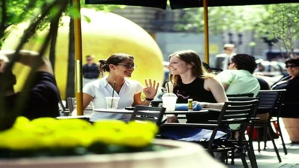 "إشراقة السعادة".. من ينتصر عشاق الصيف أم محبو الشتاء؟