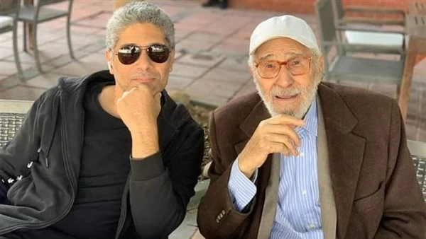 المستشفى منع وجودنا. نجل عبد الرحمن أبو زهرة يستغيث بعد وضع والده على أجهزة التنفس