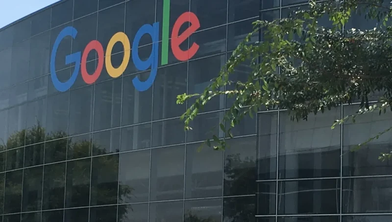 غوغل تعتزم استثمار 40 مليار دولار في شركة أنثروبيك للذكاء الإصطناعي