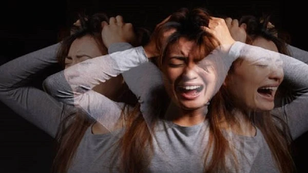 ناقوس خطر عالمي.. دراسة: قفزة 60% في إصابات "الذهان والفصام" بين المراهقين والشباب