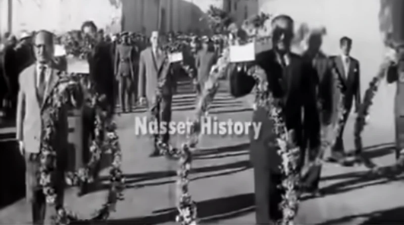 "مسك طوق الورد وتقدم الصفوف". قصة تشييع جمال عبدالناصر جنازة والد عبدالحكيم عامر