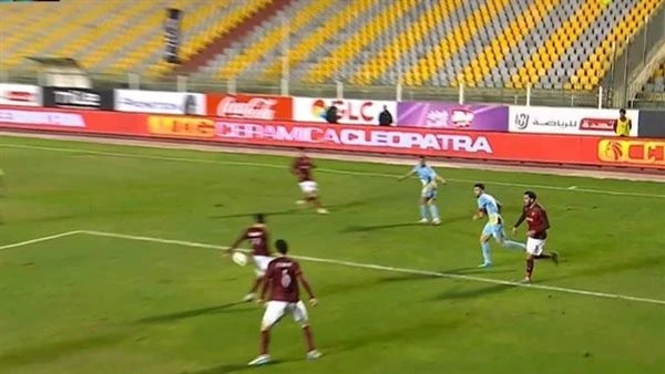 الأهلي يطالب بتجميد تقرير محمود وفا وإحالة الأمر للجنة الانضباط