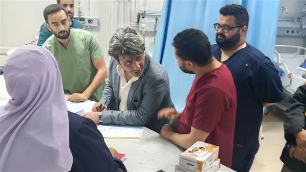 جولة مفاجئة للتأمين الصحي ببني سويف.. إحالة طبيب و3 من التمريض للتحقيق وتشديد الانضباط قبل الأعياد