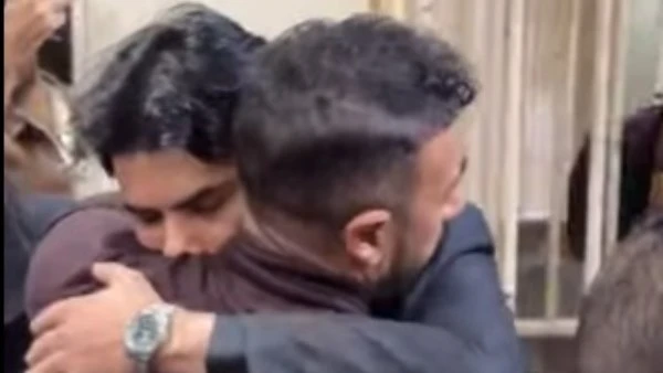 أحمد العوضي يقدم واجب العـــزاء في والد السيناريست محمود حمدان