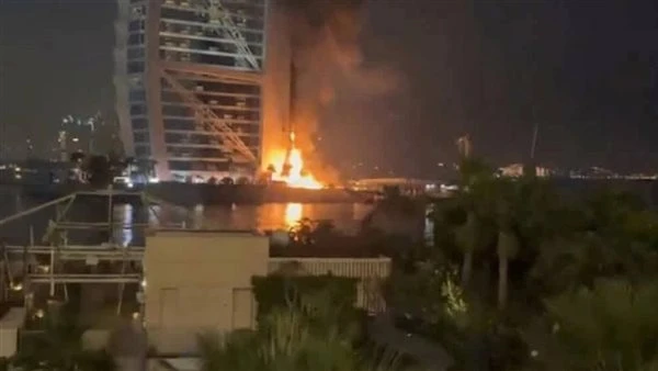 مصرع شخص إثر حريق وانفجار إطار ونش أعلى كوبري بالعاشر من رمضان