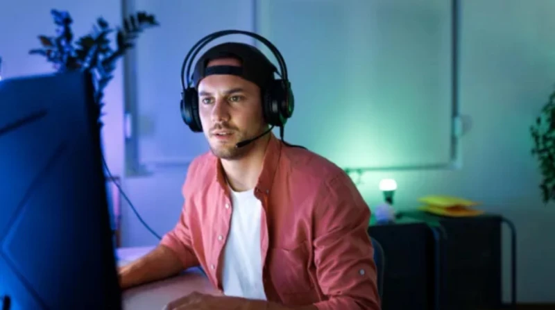 براتب خيالي. أمريكا تستعين بـ"الجيمرز" لشغل وظائف مراقبي الطيران