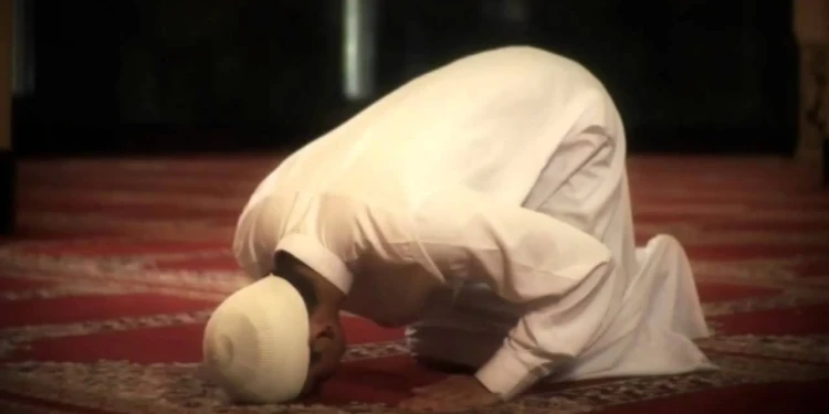 “ساعة لا يُرد فيها الدعاء”. أفضل الأدعية والأعمال المستحبة يوم الجمعة