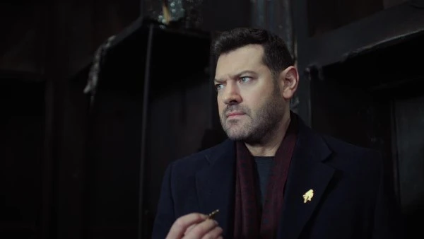 عمرو يوسف يتصدر التريند بأول حلقتين من الفرنساوي