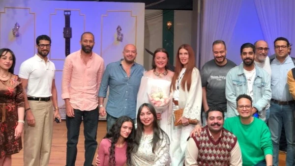 في ليلة مسرحية استثنائية.. المخرج تامر نادي يشارك أبطال “أداجيو.. اللحن الأخير ” النجاح