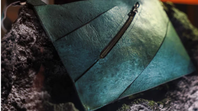 ابتكار حقيبة من "كولاجين" الديناصورات سعرها يفوق النصف مليون دولار