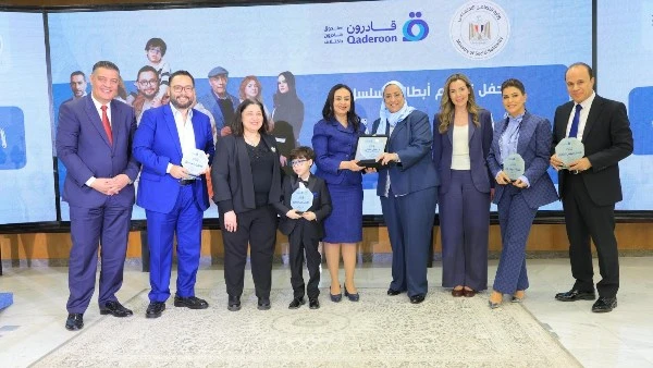 مع يوم التوعية بالتوحد | جومانا مراد وأحمد رزق في صور