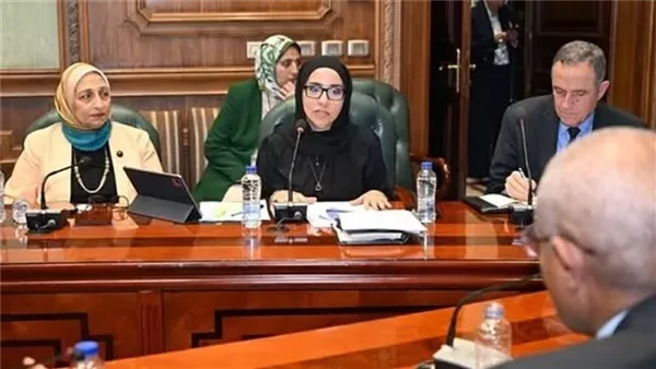 تعليم الشيوخ يوصي بتنسيق خاص لطلاب STEM ومنح دراسية وتحسين الإقامة