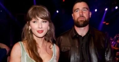 شائعات حمل تايلور سويفت من ترافيس كيلسى تثير الجدل مجددًا
