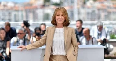 وفاة الممثلة الفرنسية ناتالى باى عن عمر ناهز 77 عاما بعد صراع مع مرض نادر