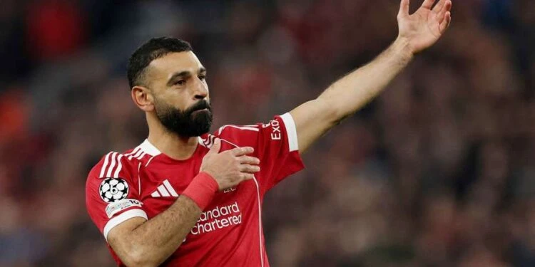 جمهور ليفربول بيغني للملك صلاح. هدف مزيكا في فولهام