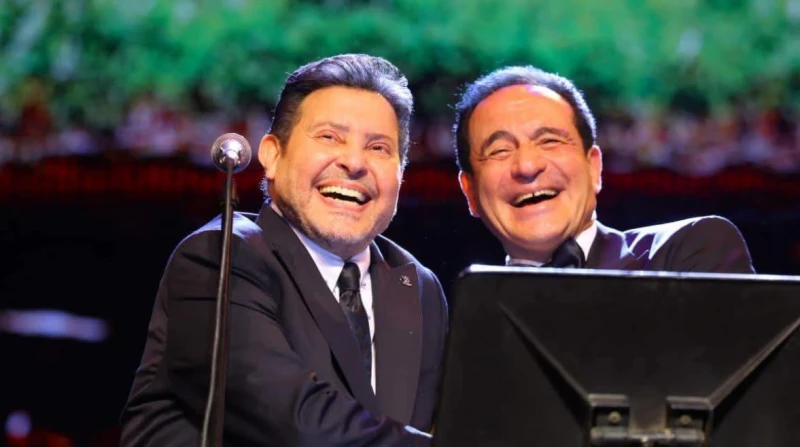 "أخي وحبيبي وعشرة عمري". محمد ثروت يدعم هاني شاكر بعد تعرضه لأزمة صحية