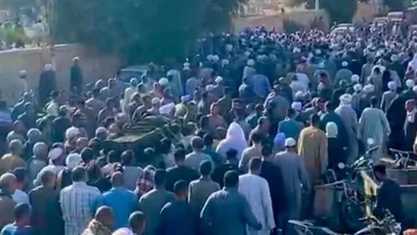 الوداع الأخير لخادم ساحة آل الطيب الشيخ " بعيبش" في القرنة بالأقصر