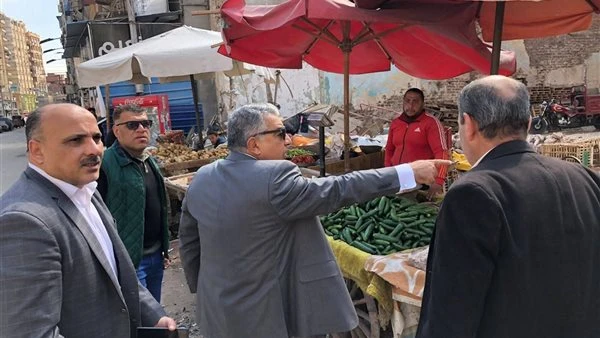 محافظ الدقهلية يوجه باستمرار تكثيف أعمال النظافة بكافة شوارع المدينة