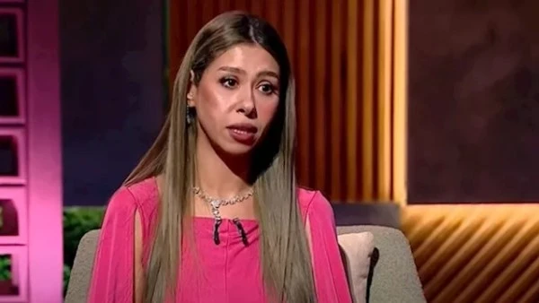 إيناس عز الدين عن واقعة فتاة الإسكندرية: ساعة بتشكي وجعها وقلة حيلتها تعرف تعيش في الدنيا الصعبة دي