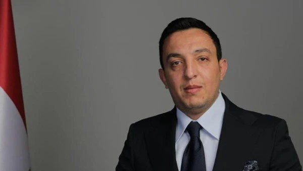 مصطفى أبو زهرة: لجنة الحكام تعمل بشكل طبيعي و رويز الأقرب للاستمرار