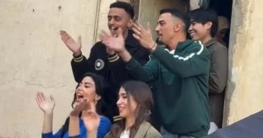 كزبرة وغزي وكارولين عزمي وجنى الأشقر ينتهون من تصوير فيلم محمود التانى