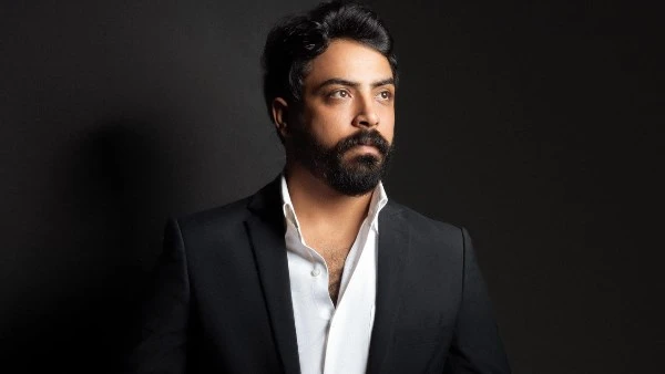 بعد إسلام فاروق يعود بأغنية "يا عم قلبي"