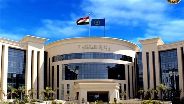 إنهاء خدمة فرد شرطة لمخالفته مقتضى الواجب الوظيفي في الجمالية