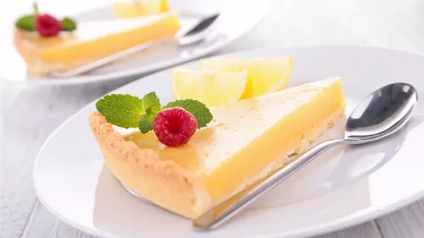 طريقة تحضير تارت الليمون الكريمي.. قوام ناعم يذوب في الفم ونكهة منعشة