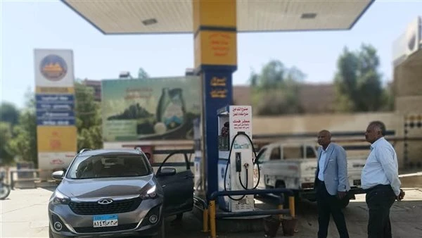 أسوان تكثف حملات الرقابة على محطات الوقود وتضبط المخالفات وتمنع التلاعب بالتموين