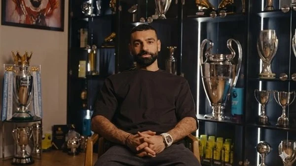 نجم ليفربول السابق يرشح لإدارة الريدز بديل محمد صلاح