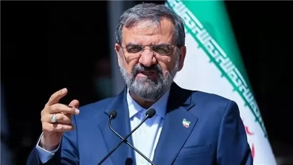 رضائي: ترامب يريد أن يصبح “شرطي مضيق هرمز”.. ولهجة حادة من طهران تجاه واشنطن