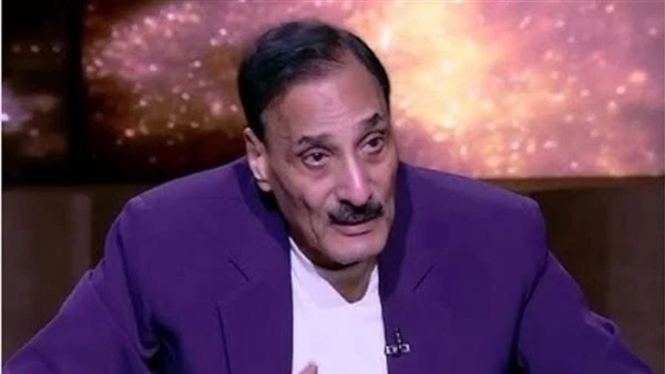 خاص| تطورات الحالة الصحية لـ الفنان فتحي سعد "يعاني من بعض الالتهابات"