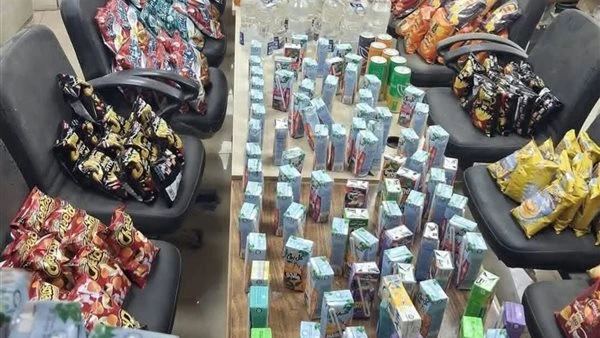 ضبط كميات كبيرة من السلع الغذائية منتهية الصلاحية خلال حملة بمركز الفتح