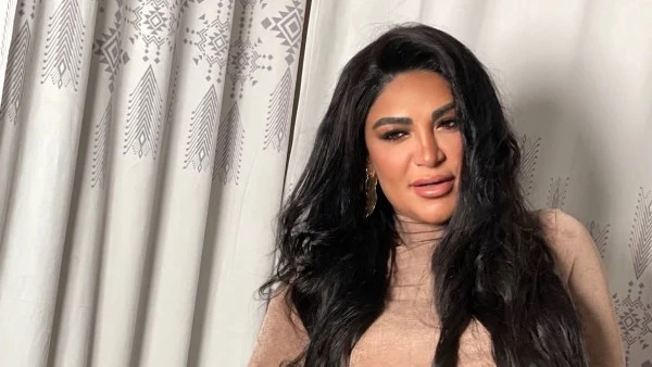 سالي عبدالسلام تشارك جلسة تصوير قبل الولادة: محتاجة معجزة مش دعوات