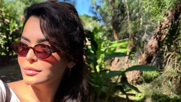 أسماء جلال تخطف الأنظار عبر إنستجرام