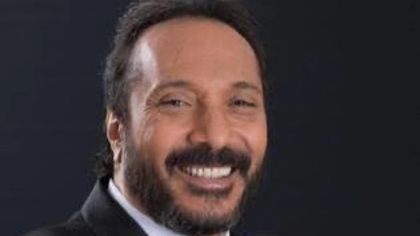 لا أريد التعليق على أمور شخصية.. خالد منتصر يدعم على الحجار بعد أزمته الأخيرة