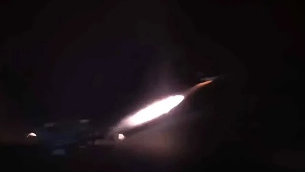 بمئات الصواريخ.. إيران تعلن استهداف مصادر الطاقة في إسرائيل