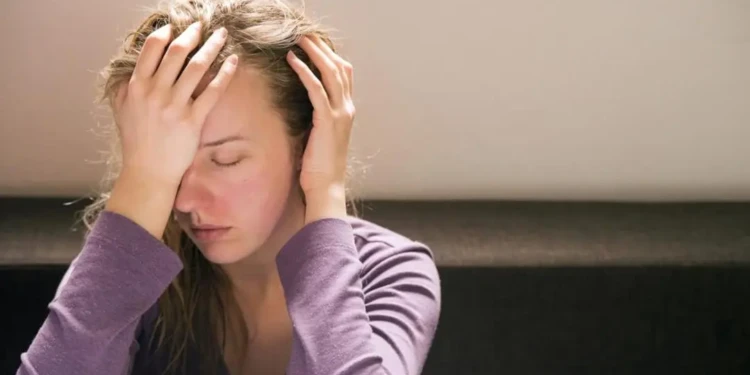 الجسد يرسل لك إشارات ولا تنتبه إليها. 7 علامات لا تتجاهلها أبدًا| تقارير توضح