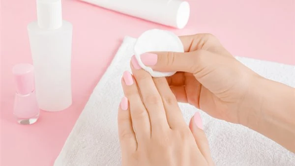 تحذير صحي عاجل: سحب آلاف عبوات مزيل طلاء أظافر لاحتوائه على مواد مسرطنة