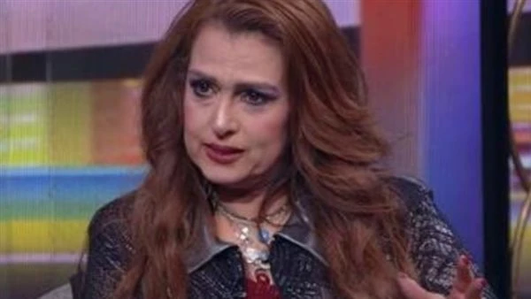 حكاية والد سيمون مع الفسيخ الذي أنهى حياته. الفنانة تروى تفاصيل صادمة