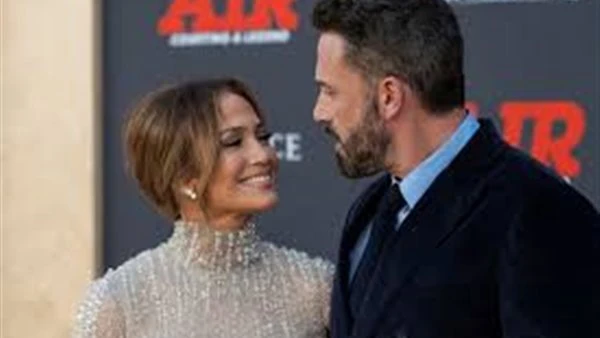 بن أفليك يتنازل عن نصيبه في قصره الفاخر لطليقته جينيفر لوبيز. ما القصة