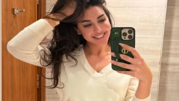 ياسمين صبري تخطف الأنظار شاهد