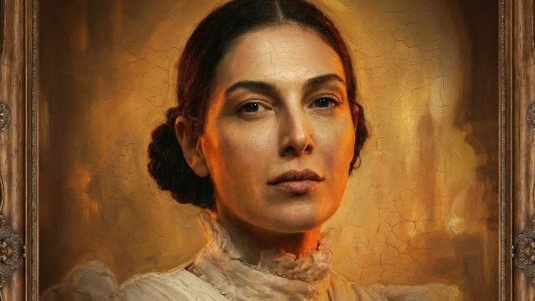 رزان جمال بإطلالة كلاسيكية تعود إلى القرن الـ 19 أسد