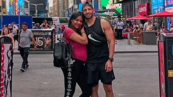 فصل جديد بنفس الطاقة. الفنانة أسماء أبو اليزيد تكشف عن حملها