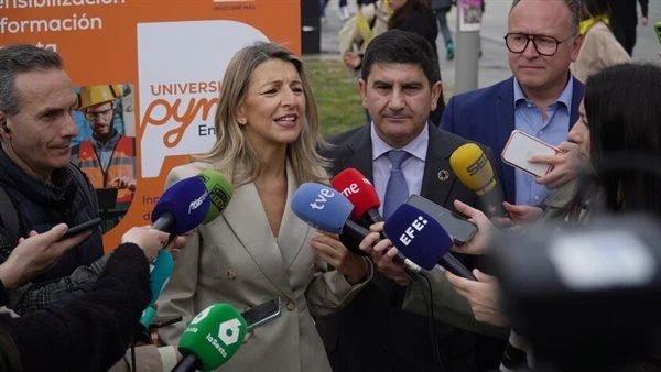 نائبة رئيس الحكومة الإسبانية تصف نتنياهو بـ“مجرم حرب” وتثير أزمة جديدة